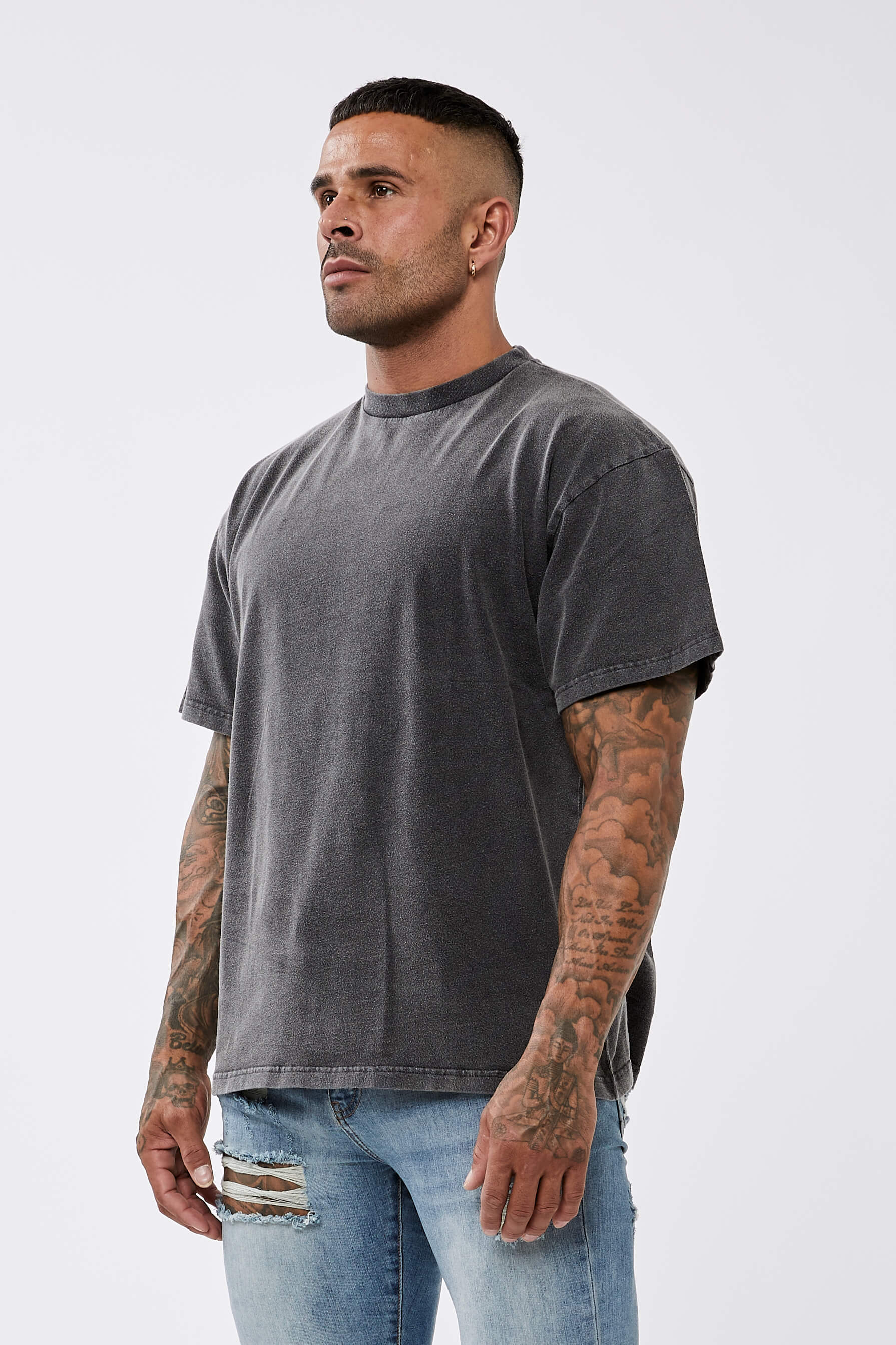 LEGEND* BASICS OVERSIZED T-SHIRT - WASHED GREY