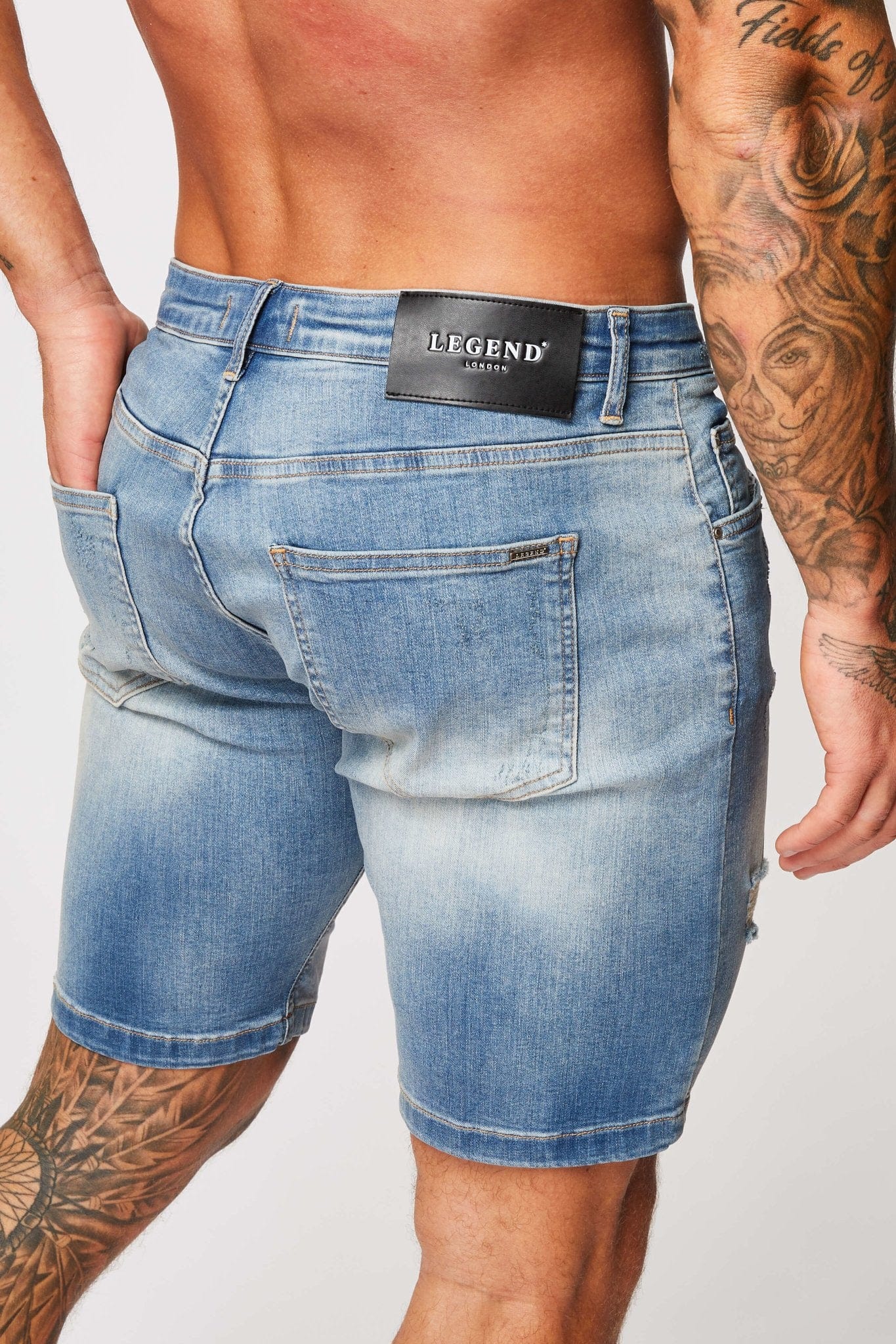 DENIM SHORT - STRONG WASH MID BLUE