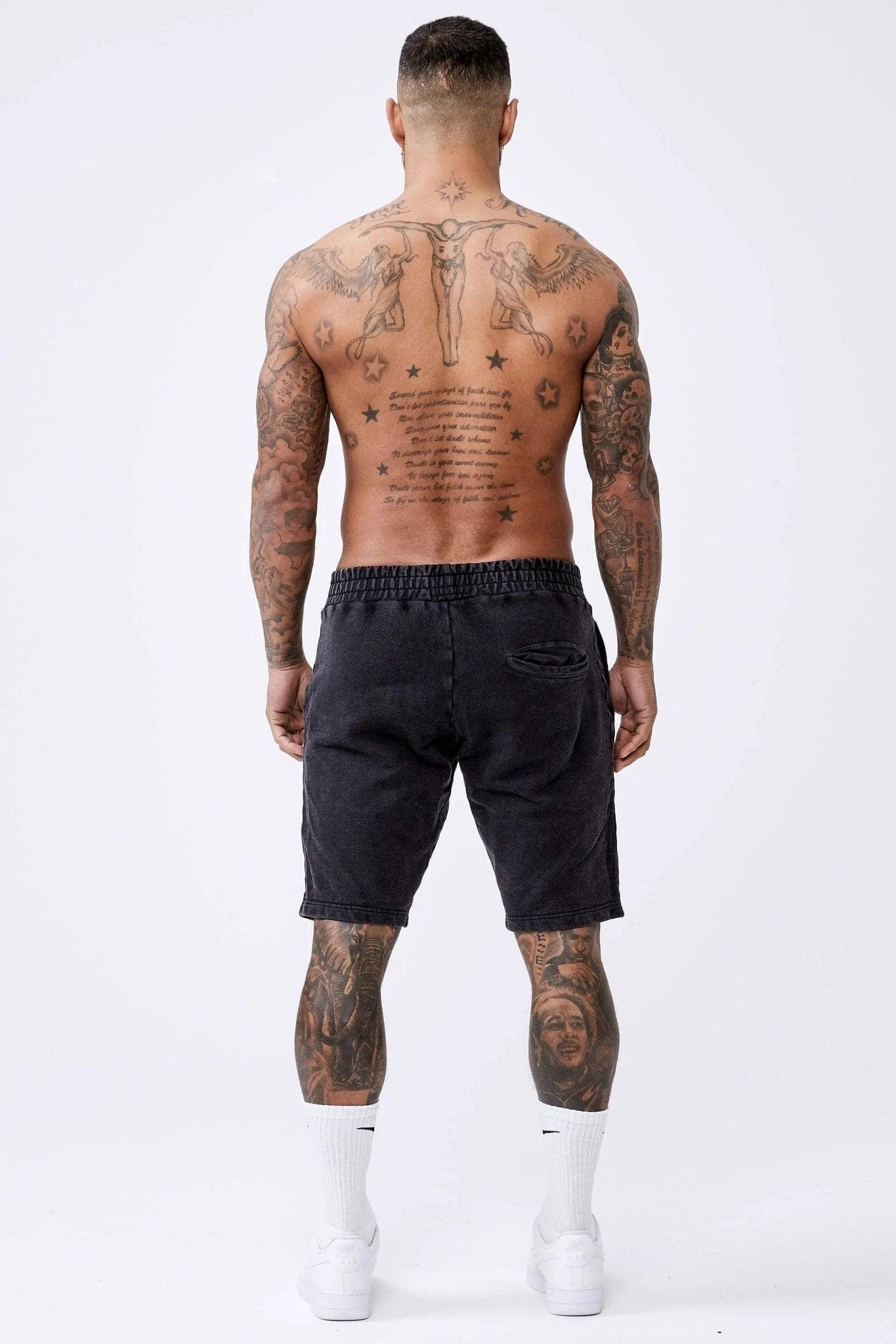 LEGEND BASICS SWEATSHORT - WASHED GREY