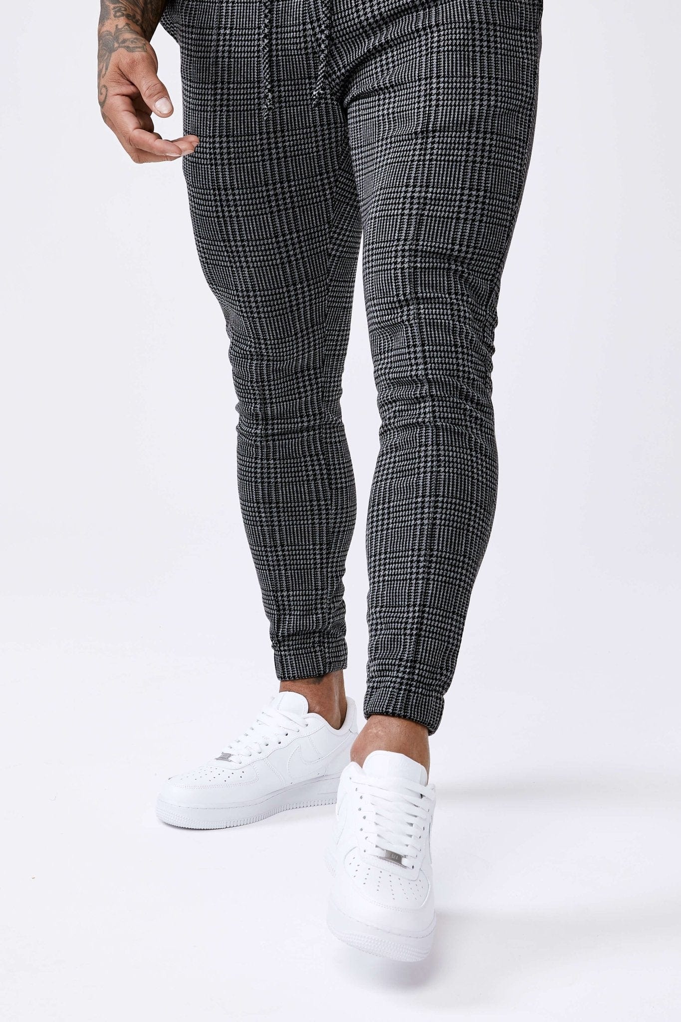 HOUNDSTOOTH CHECK TROUSERS - CHARCOAL GREY