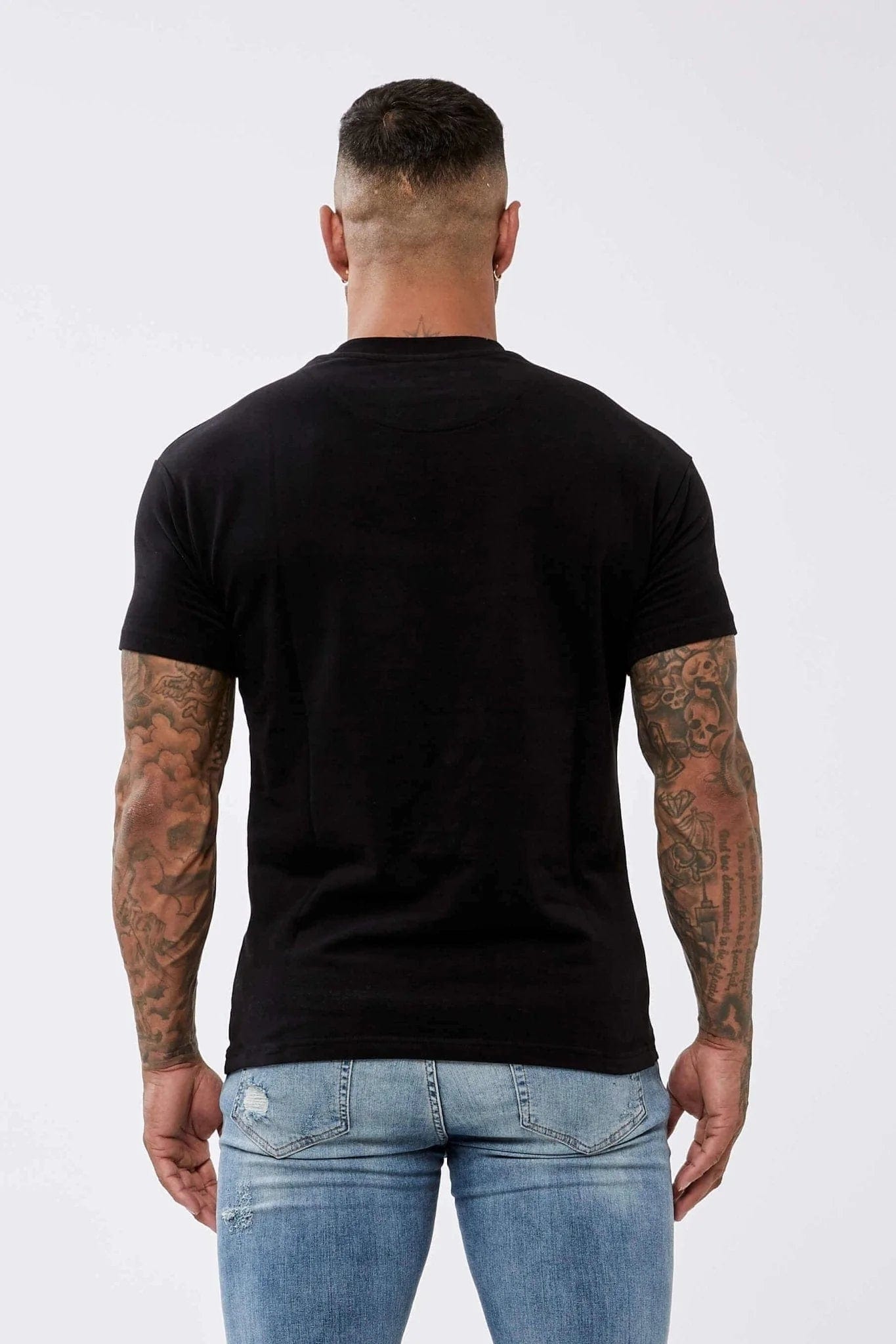 CENTER LOGO T-SHIRT - BLACK