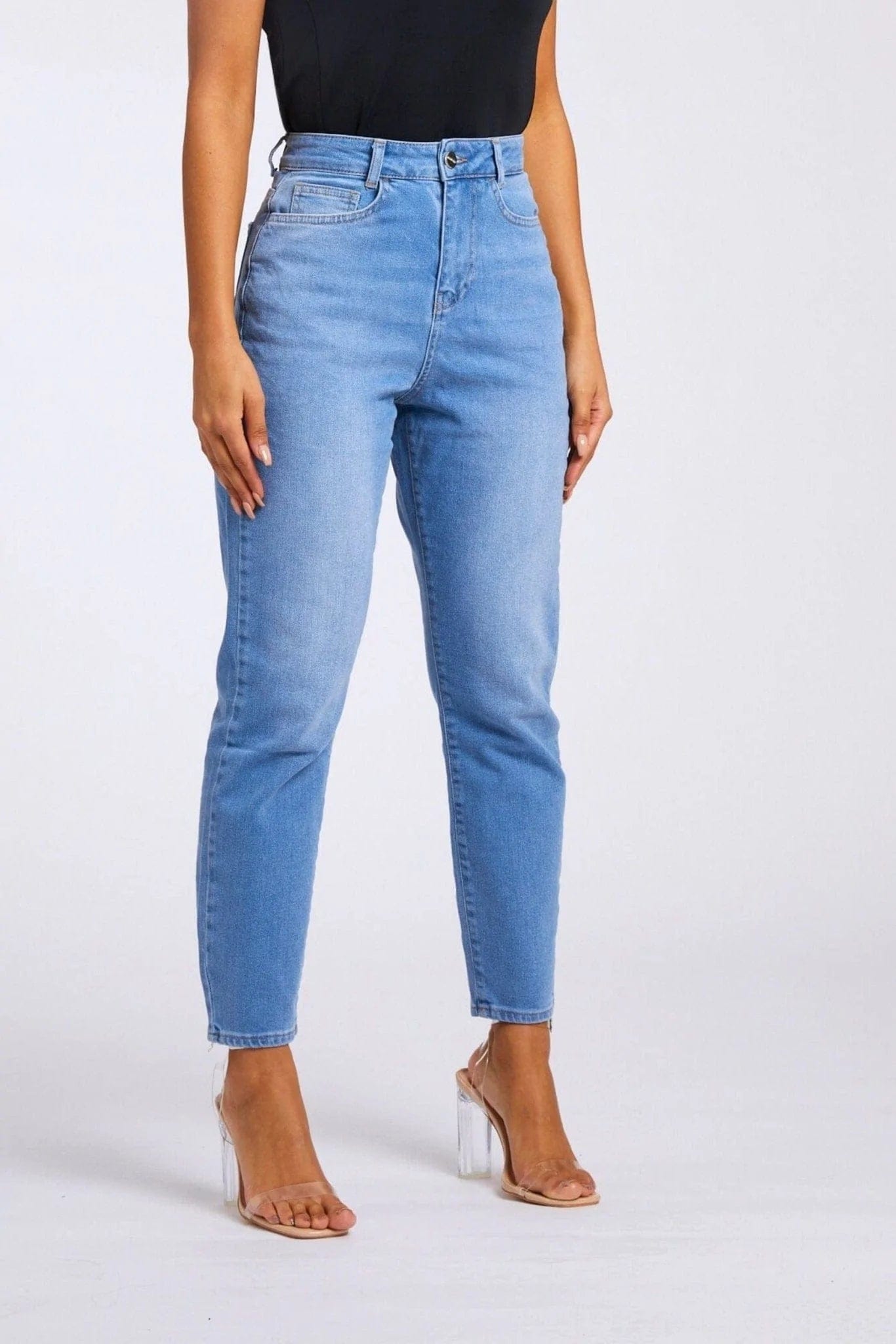 MOM JEANS - VINTAGE BLUE WASH