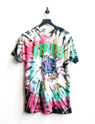 Vibes Skull and Cones Shirt - Rasta Tie Dye | Toobs Distribution