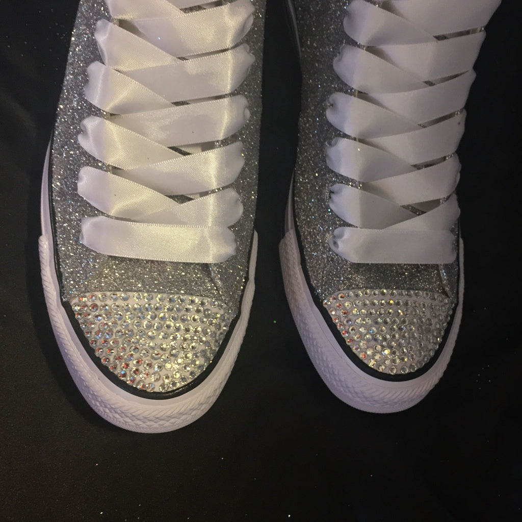 sparkly gray converse