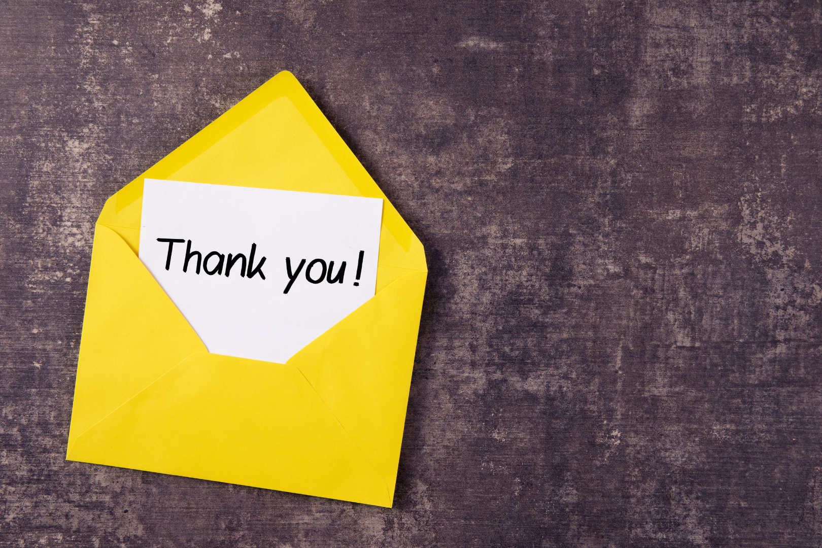Thank you card messages to make your customers feel cherished