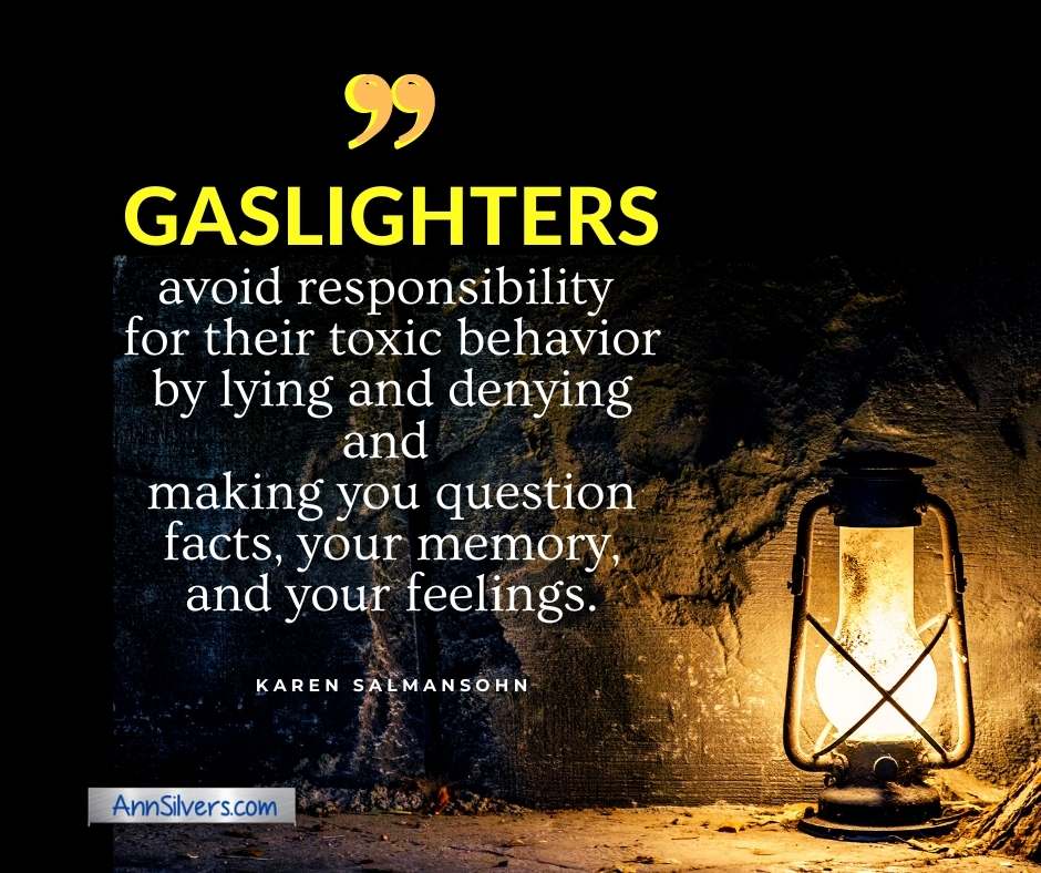What is a gaslighter definition, what is gaslighting graphic image