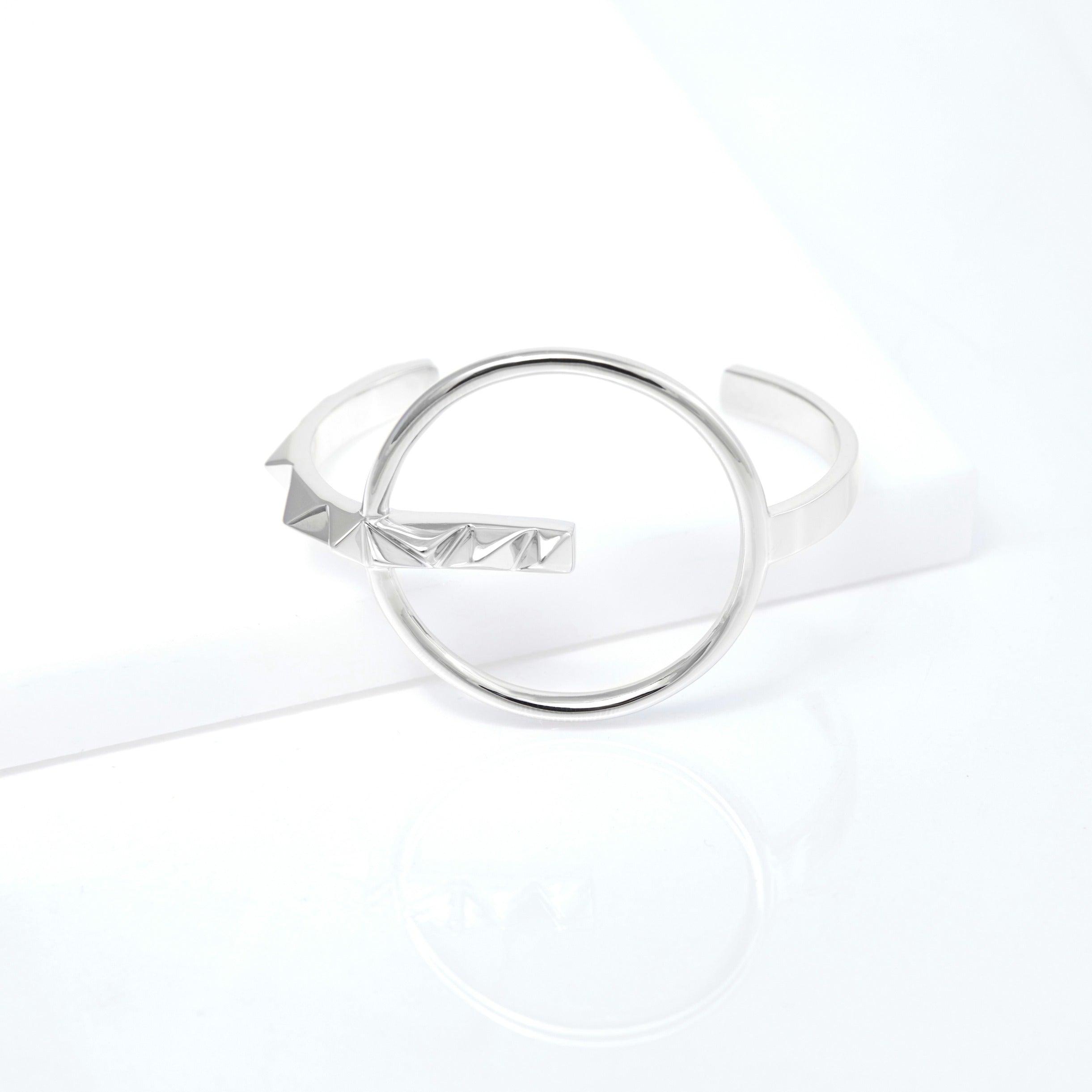 orbit cuff