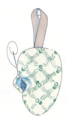 Home-sewn lavender bag step-by-step illustration