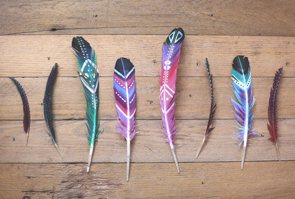 diy painted feathers