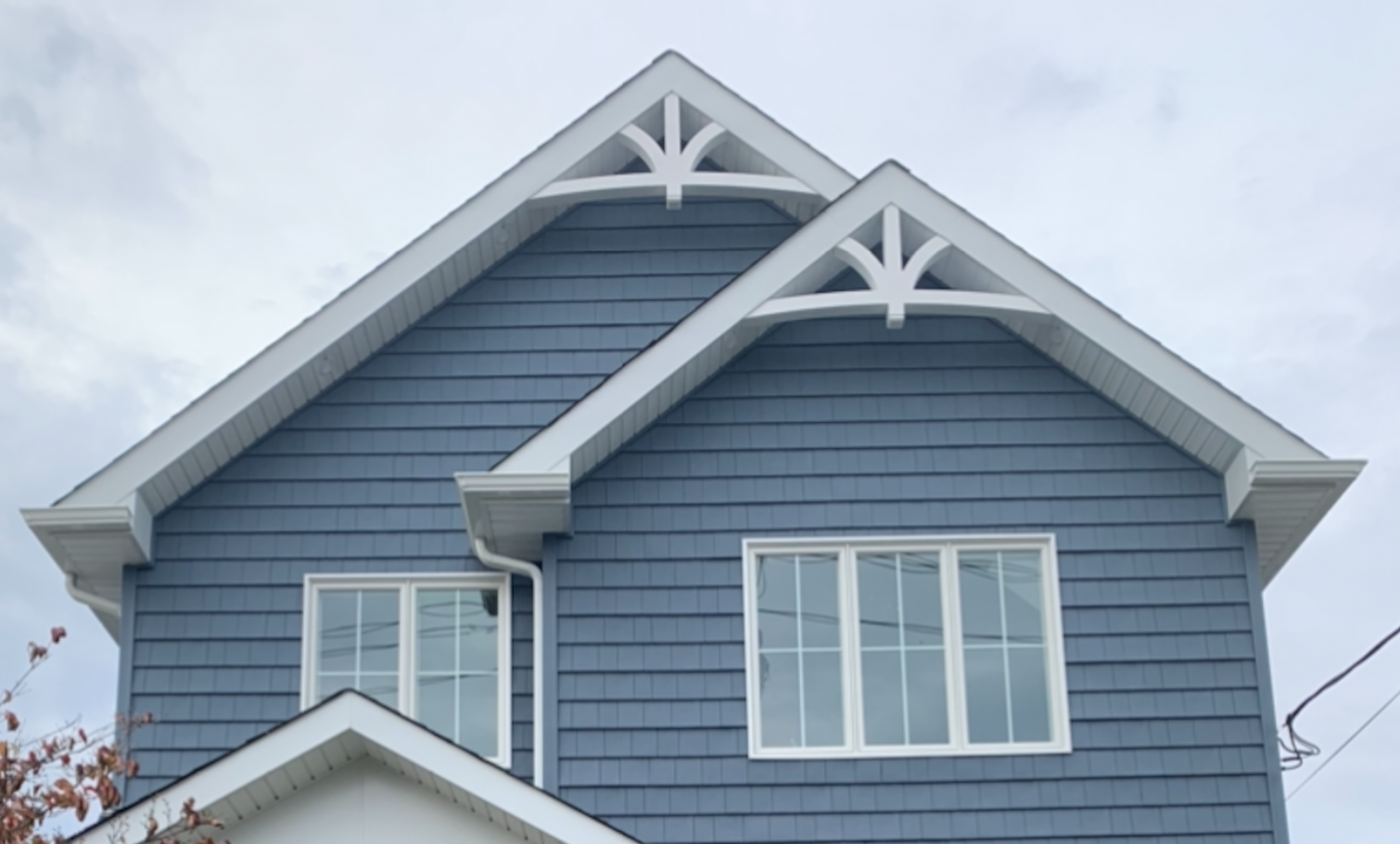 Understanding Gable Aesthetics with Accent Trim and Rake Trim
