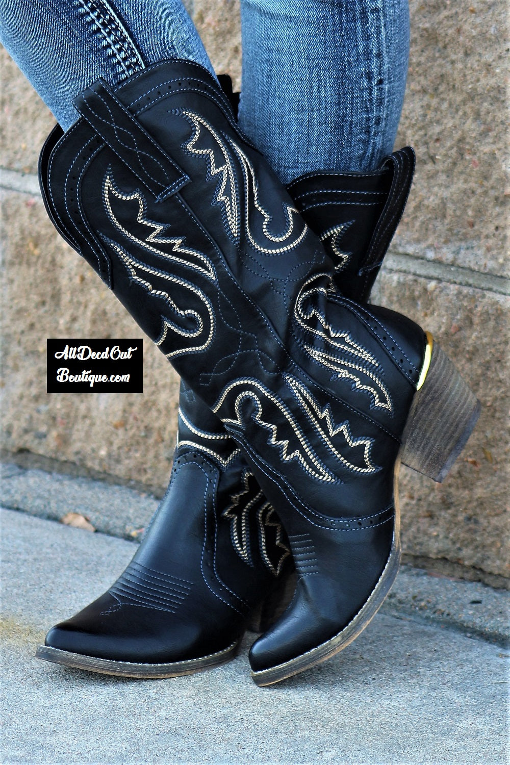 Very Volatile Raspy Cowgirl Boots Black 