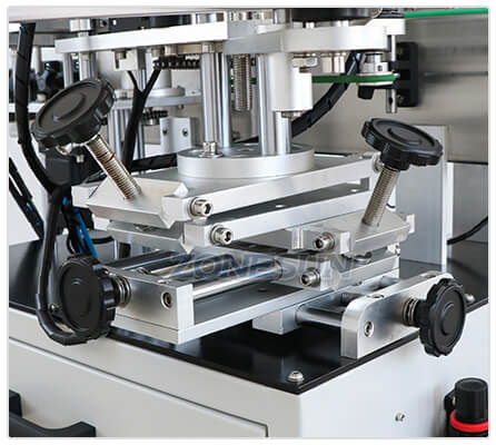 Adjusting Knob of Automatic Hexagon Bottle Labeling Machine