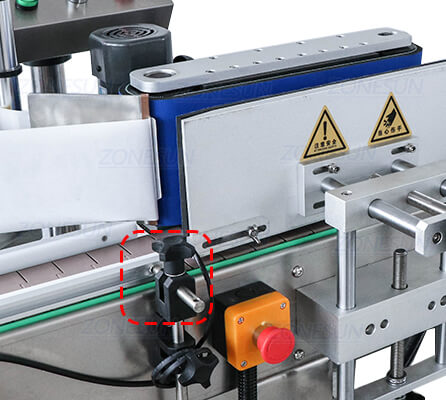 Labeling Structure of Automatic Round Bottle Labeling Machine