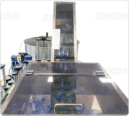 feeding structure of bottle sorting machine