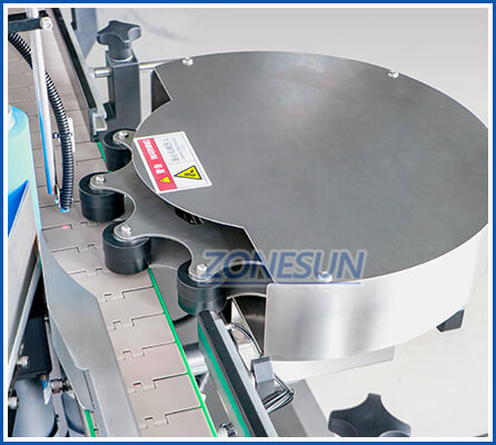 labeling structure of round bottle labeling machine