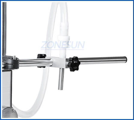 filling nozzle of semi-automatic filling machine for liquid