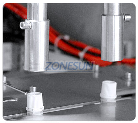 capping structure of spout pouch filling capping machine