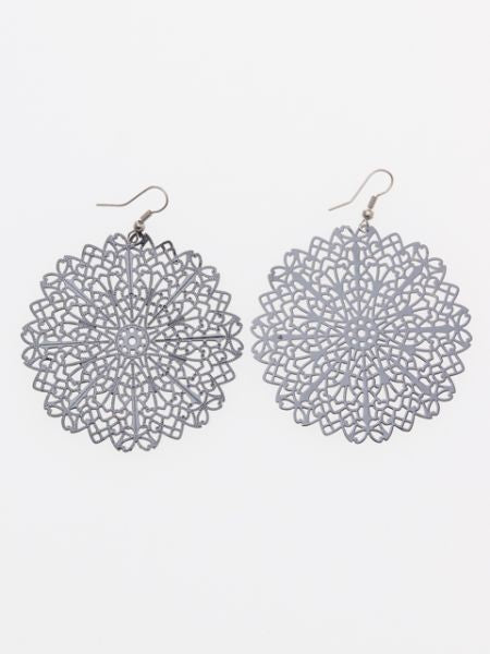 Oriental Pattern Openwork Metal Earrings