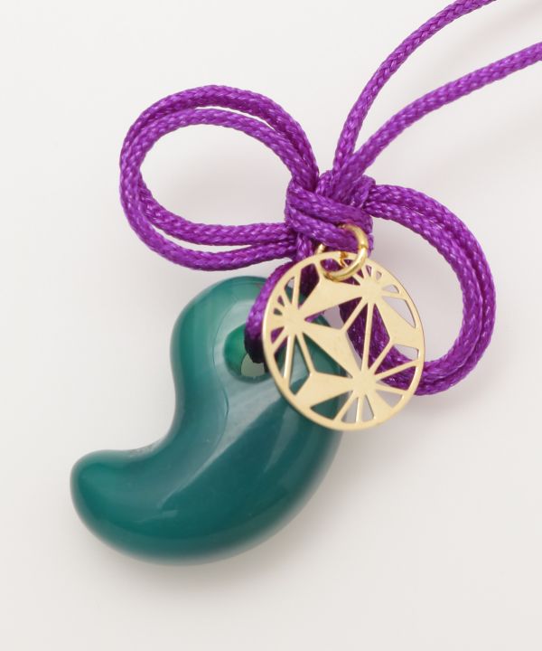 MAGATAMA Necklace