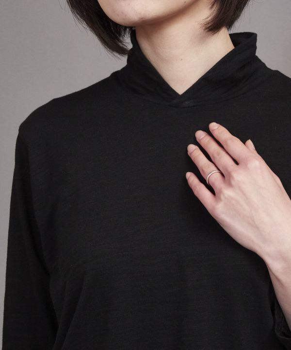 TOKKURI High Neck Top