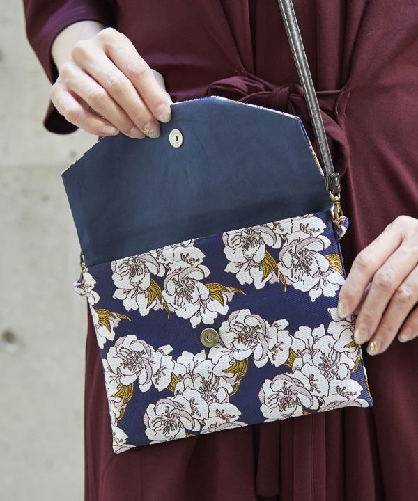 Spring Breeze Shoulder Bag