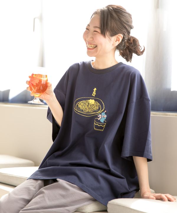 OMOCHA-E Japanese Cuisine Slouchy Tee