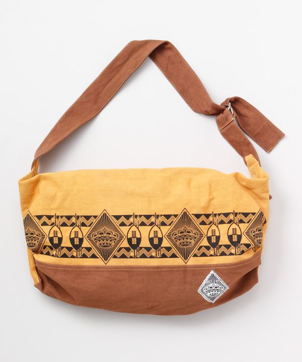 King Shoulder Bag