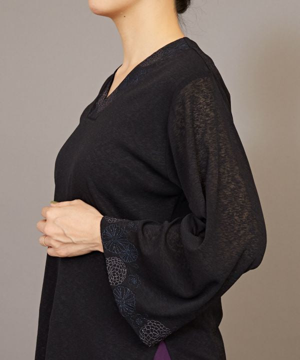 Kimono-like Neckline NAKAGI Top