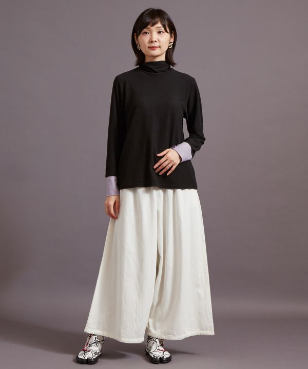 Bi Color TOKKURI Turtleneck Top