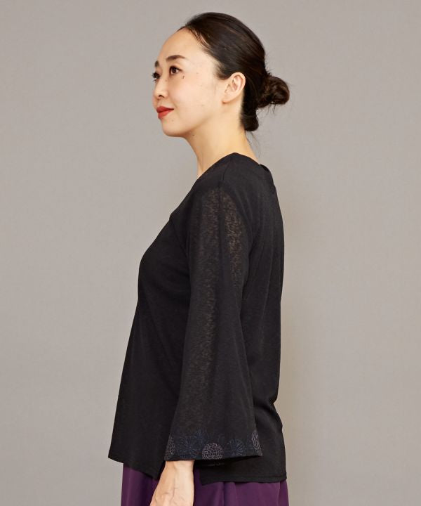 Kimono-like Neckline NAKAGI Top