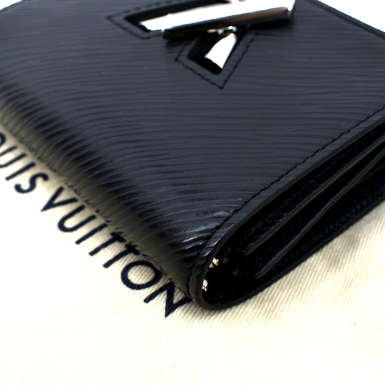 E2304701 Louis Vuitton Twist Wallet Black Epi GJQH8QB CALI 102423 –  KimmieBBags LLC