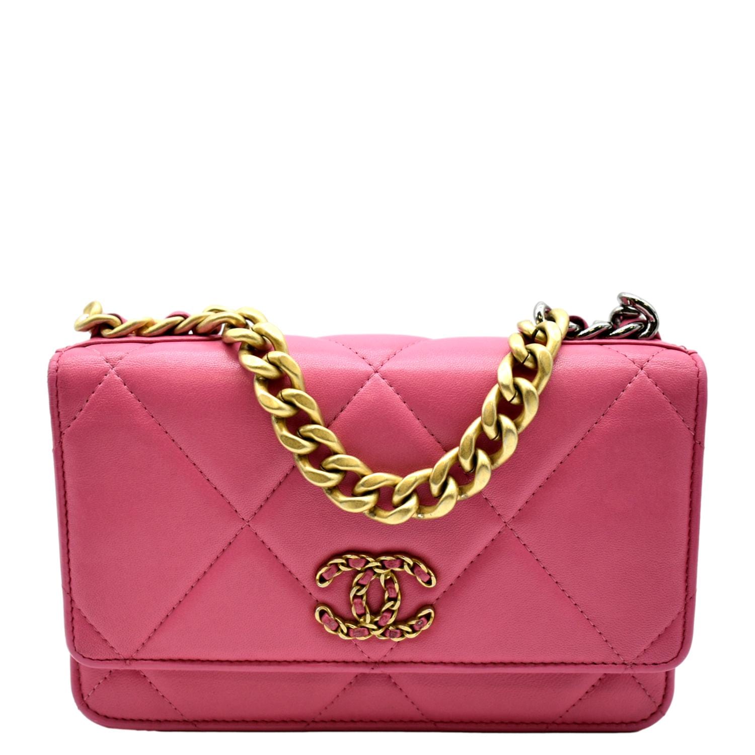 Wallet on chain double c leather crossbody bag Chanel Pink in Leather -  31464075
