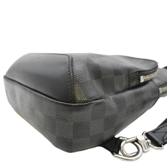 LOUIS VUITTON Vintage Louis Vuitton Damier Graphite Mick PM - A