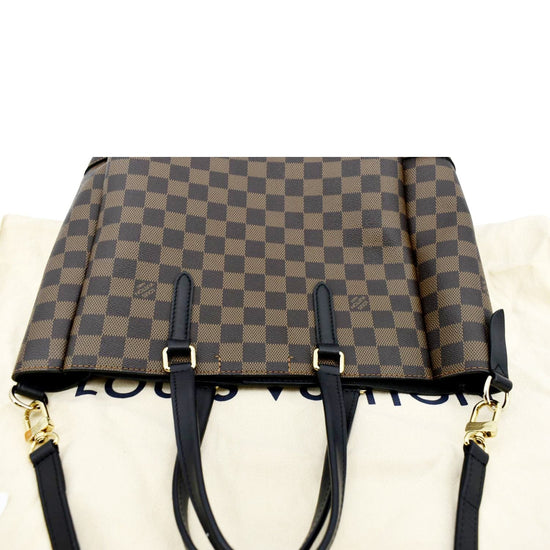 LV Tyffani SF Bloomingdales - 📸: Damier Ebene Belmont MM . . . . . . . . .  #louisvuitton #lvtyffani #lvtyffanisf #lv #lvaddicts #lvaddicted #lvshoes  #lvmonogram #monogrammadness #whatsinmybag #monogrammonday #reversemonogram  #purseblog #