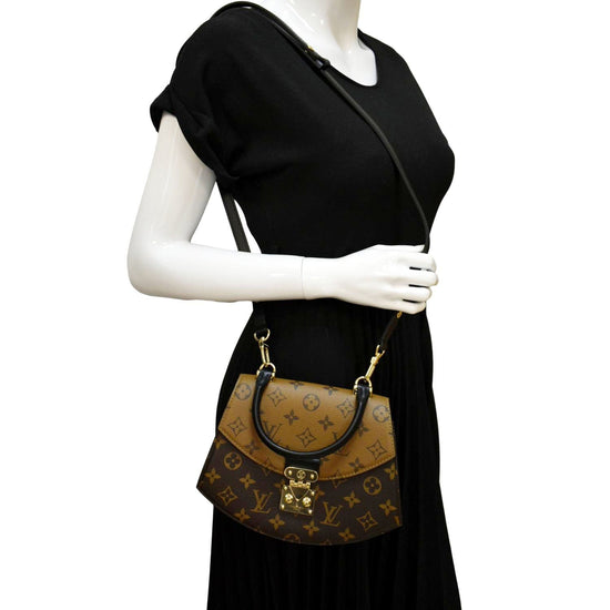 Louis Vuitton - Authenticated Tilsitt Handbag - Leather Brown Plain for Women, Very Good Condition