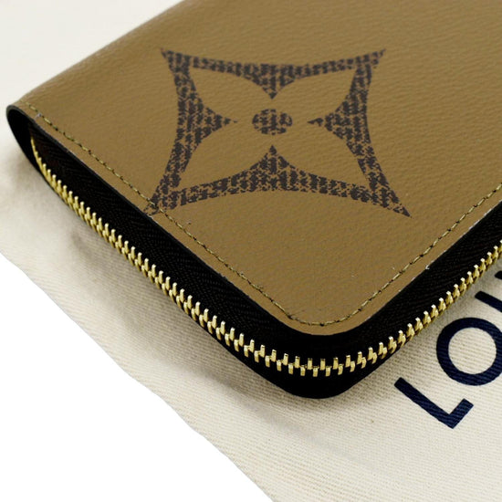 Louis Vuitton Monogram Reversed Giant Zippy Continental QJA0FKH60B048