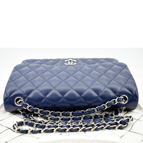 CHANEL Classic Jumbo Double Flap Quilted Caviar Leather Shoulder Bag B