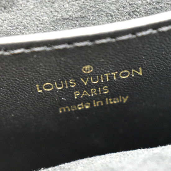 Louis Vuitton New Wave Chain Pochette - Black Shoulder Bags, Handbags -  LOU695529