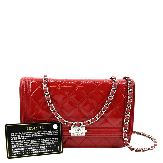 Chanel - Authenticated Wallet on Chain Handbag - Patent Leather Red Plain for Women, Very Good Condition