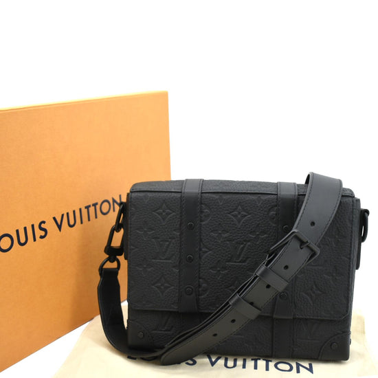 Louis Vuitton Monogram Canvas  Crossbody Bag. DC: TH0013. Made in  France. No inclusions ❤️