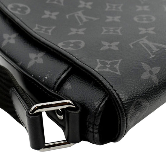 Shop Louis Vuitton MONOGRAM 2022 SS District pm (M45272) by Kanade_Japan