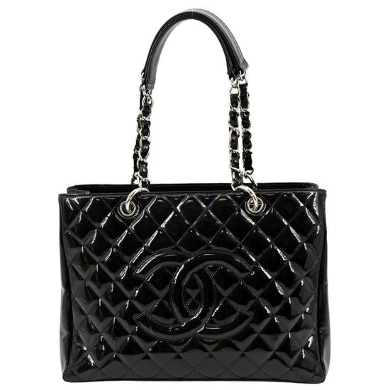 chanel black quilted caviar bag