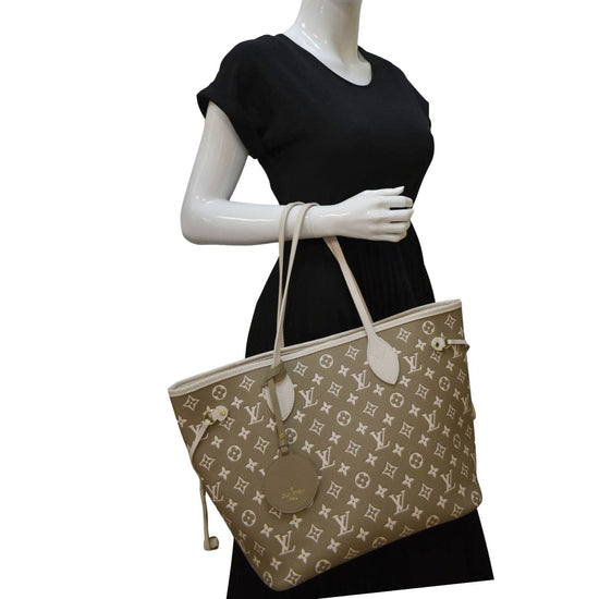 Louis Vuitton Spring In The City Monogram Midnight Neverfull MM w/ Pouch -  Purple Totes, Handbags - LOU594144