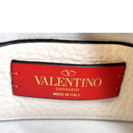 BIANCOIVO VALENTINO Ivory Leather Rockstud Bag. (3W2B0J47NPN)