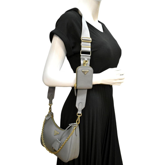 PRADA Hobo Re-edition 2005 Saffiano in Ardesia (Grey)