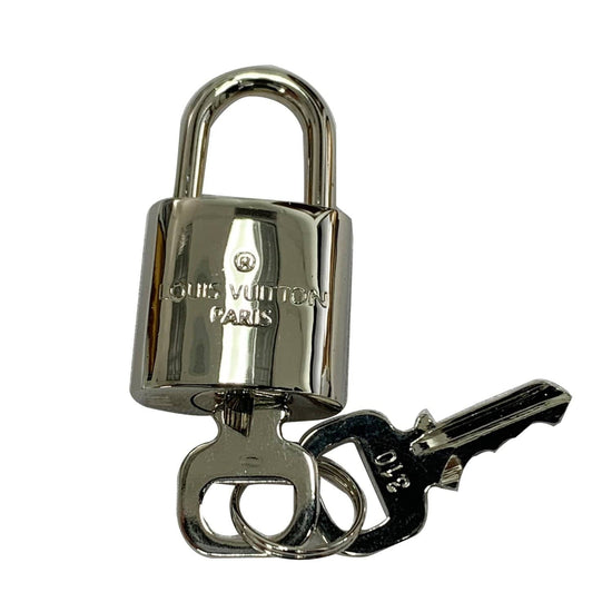 Louis Vuitton Limited Silver Padlock and Keys Set Lock Bag Charm Cadena  2LV34S