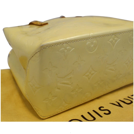 Authentic Louis Vuitton Vernis Reade PM Hand Bag Ivory White