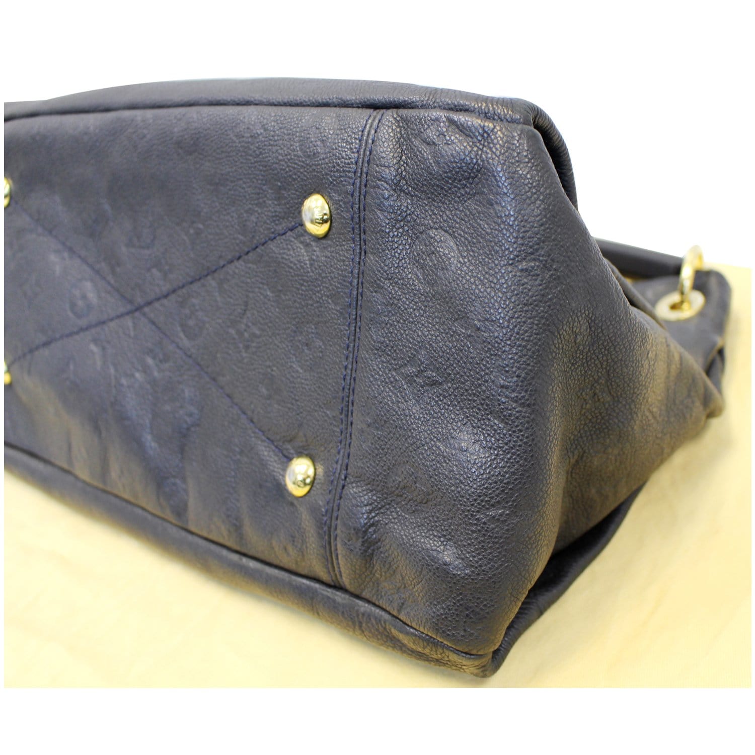 Louis Vuitton, Bags, Louis Vuitton Artsy Mm Hobo Terre Monogram Empreinte  Leather Large Shoulder Bag