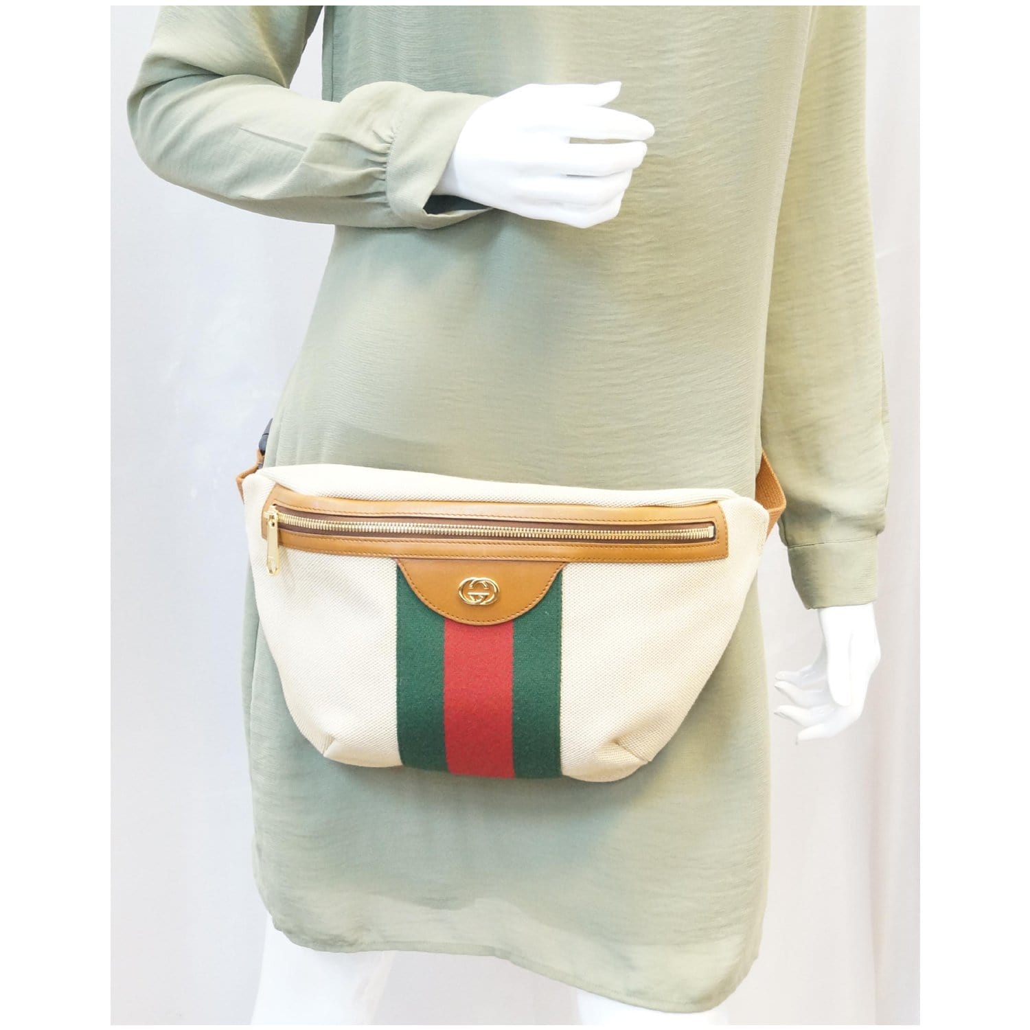 gucci vintage canvas