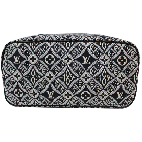 Louis Vuitton Ltd. Ed. Neverfull Jacquard Holographic Mm in Gray